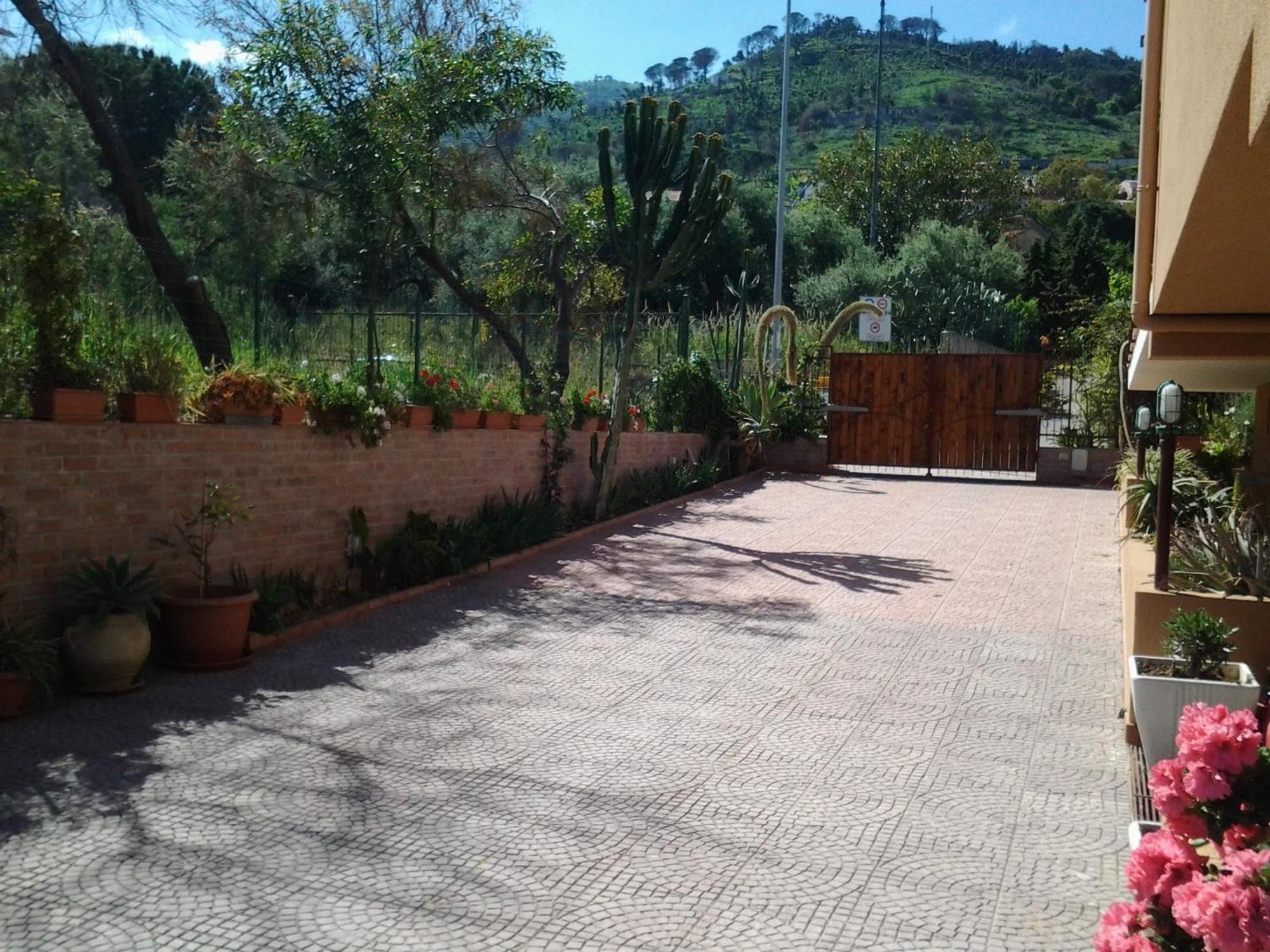 Fabiene Familyholidays Gelsonia Cefalu Exterior photo