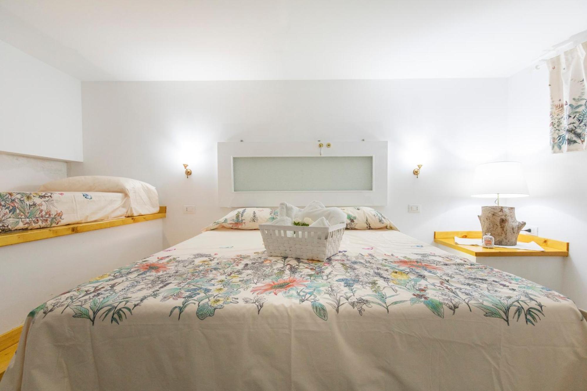 Fabiene Familyholidays Gelsonia Cefalu Exterior photo